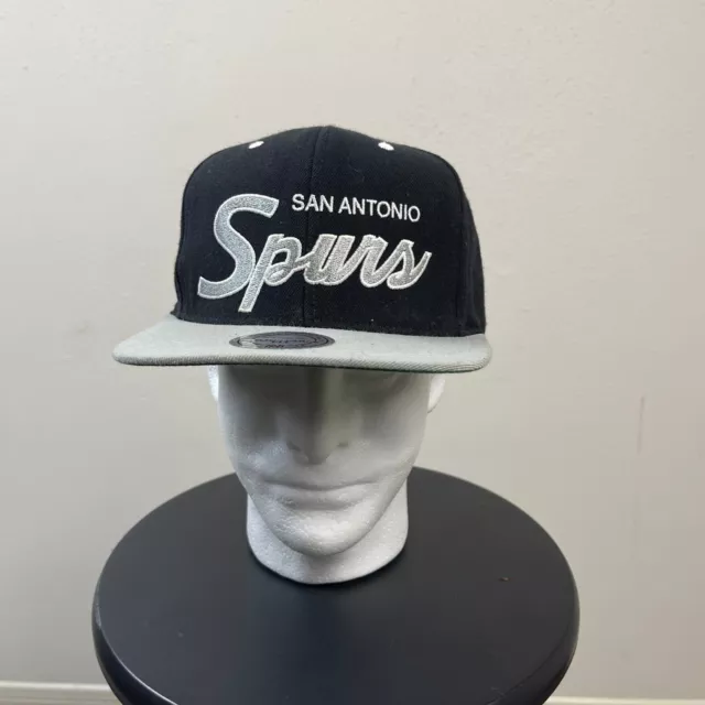 San Antonio Spurs Mitchell & Ness NBA Snapback Hat Logo Black Gray Cap