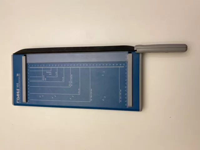 Hebel-schneidemaschine Dahle 502 320mm 8 Blatt