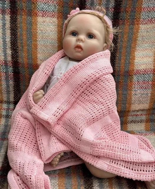 Bambola rinata realistica bambina tessuto corpo realistico neonato peso viso adorabile