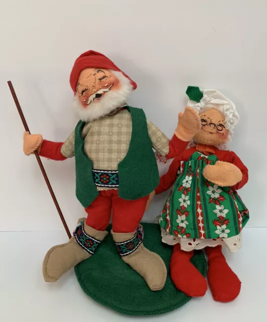 Vintage Annalee Dolls Mr. & Mrs. Santa Claus Old World Santa Christmas