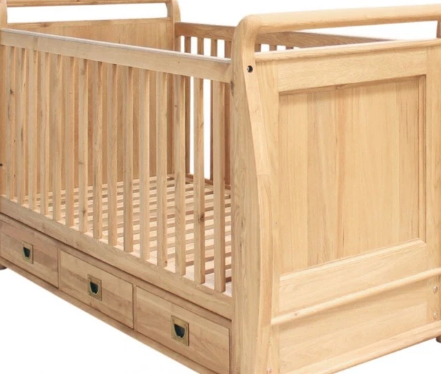 PRELOVED BAUMHAUS AMELIE Oak Cot Bed With 3 drawers & Changing unit £