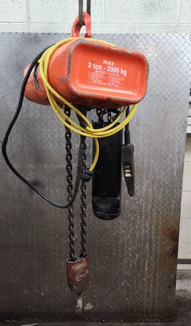 CM Valustar Chain Hoist 2Ton WB 10 ft Lift 6 ft pendant 8 FPM 115V 1 Phase CM Valustar Chain Hoist 2Ton WB 10 ft Lift 6 ft pendant 8 FPM 115V 1 Phase