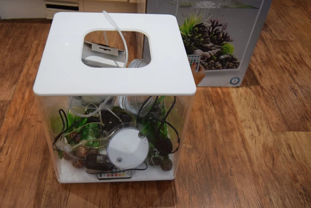 BiOrb CUBE 30 Complete Aquarium Fish Tank MCR LED White Used Working CIRENCESTER 21