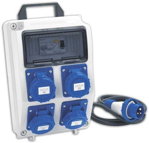 Scatola Di Distribuzione Elettrica Esterna IP66, 8 Moduli, Con Interruttore Differenziale 32A E Presa 16A, Colore Bianco