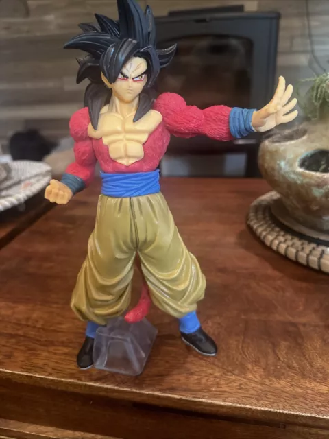 Ichiban Kuji Masterlise The Greatest Saiyan Prize B Super Saiyan 4 Goku