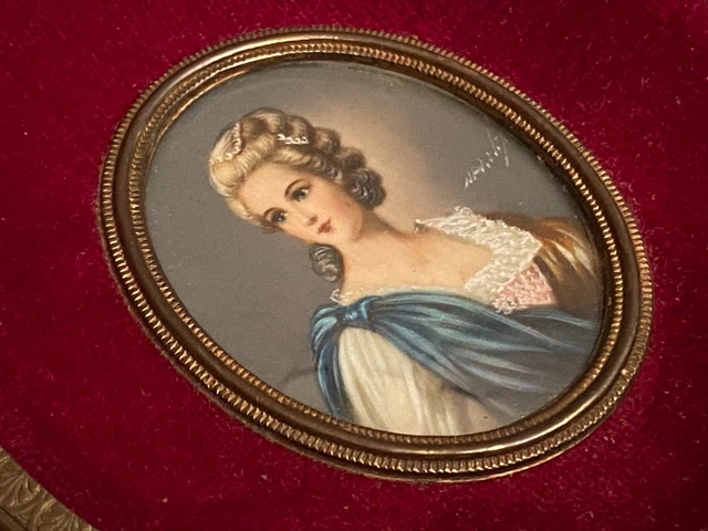 Miniature signée au portrait d'élégante 2