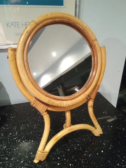 Vintage Round RATTAN BAMBOO DRESSING TABLE MIRROR * Free Standing * Good cond