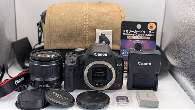 CANON EOS KISS X3 Camera Lens Set Excellent Condition Smartphone