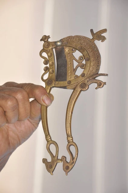 Vintage Brass Engraved Unique Shape Handcrafted Solid Betel Nut Cutter / Sarota