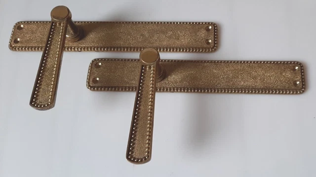 Lot De 5 Plaques De Propreté + Poignées En Laiton Doré Style Louis XV