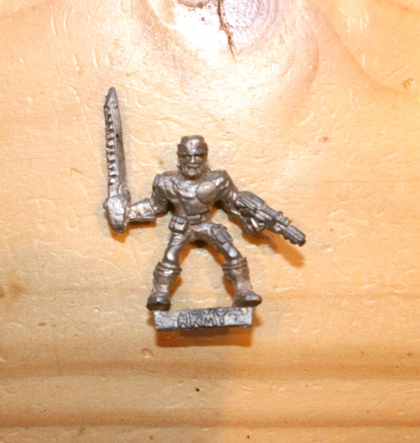 Figurine Warhammer 40K Metal : Rogue Trader Imperial Inquisitor - OOP, Occasion