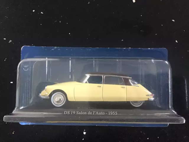 Véhicule Miniature DS Collection  Citroën DS 19 Salon de L’Auto  - 1955