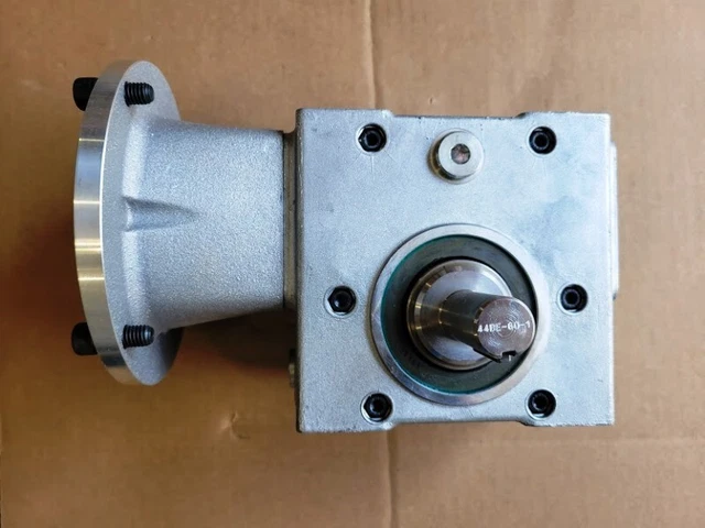 CONE DRIVE B041160-WAQTA Right Angle Speed Reducer 60:1 Ratio 56C  NEW!