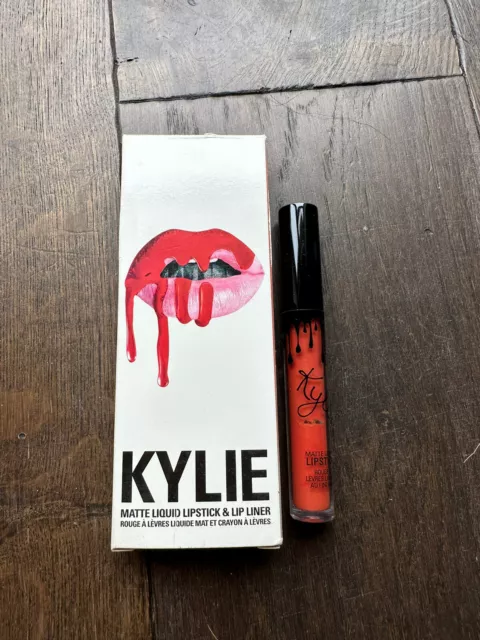 Kylie Jenner Lip Kit Matte Liquid Lipstick Shade 22 No Lip Liner