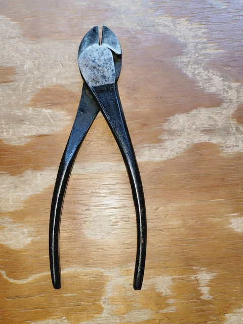 Vintage Crescent No. 542-7 Diagonal Cutting Pliers 7” USA