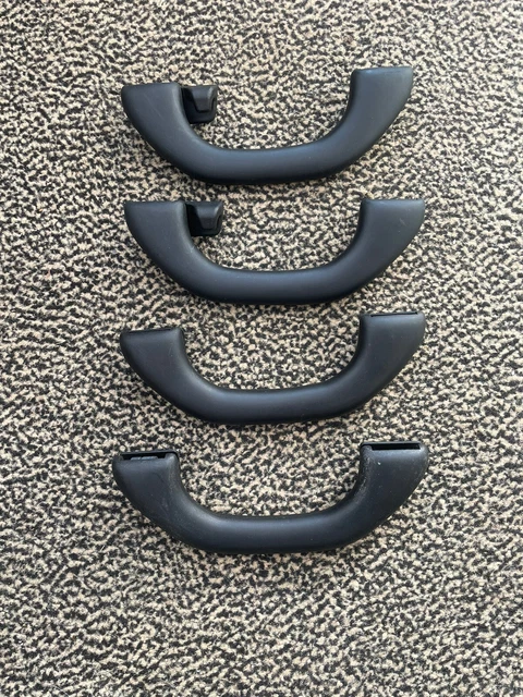 vw-genuine-golf-bora-mk4-r32-gti-anniversary-black-grab-handles-52-68