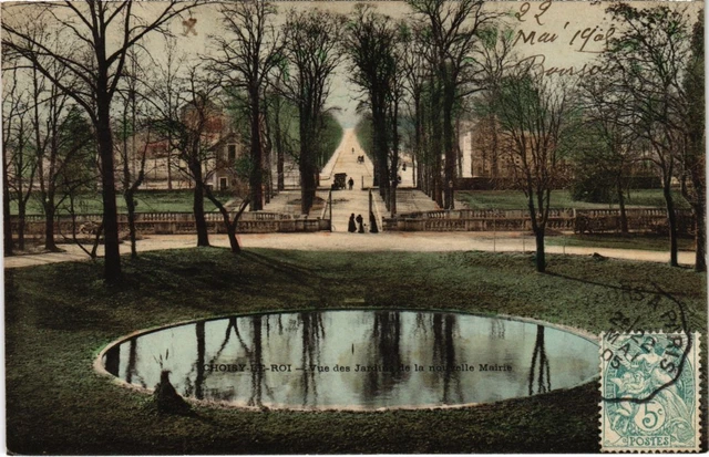 CPA Choisy le Roi vue des Jardins de la nouvelle Mairie (1348355)