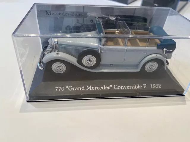 De Agostini Mercedes Benz 770 "Grand Mercedes" Convertible F1932 in Vitrine 1:43