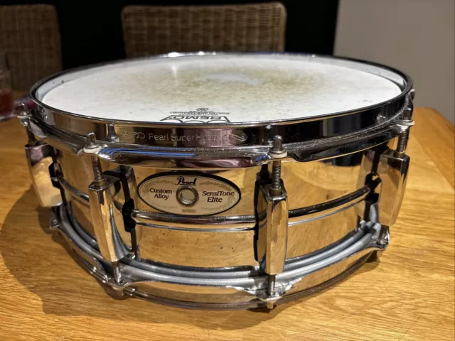 Pearl Sensitone Elite 14 x 5” Beaded Steel Snare Drum, 10 Lug Chrome, Remo Heads