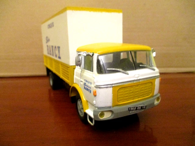 PERFEX 1/43 Camion Renault Galion 2,5T – Cage à Singes Cirque Rancy – Édition Limitée