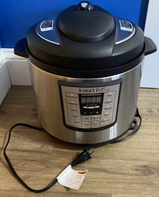 Instant Pot 6 Quart IP-LUX60 V3 Multi Use Programmable Pressure Cooker