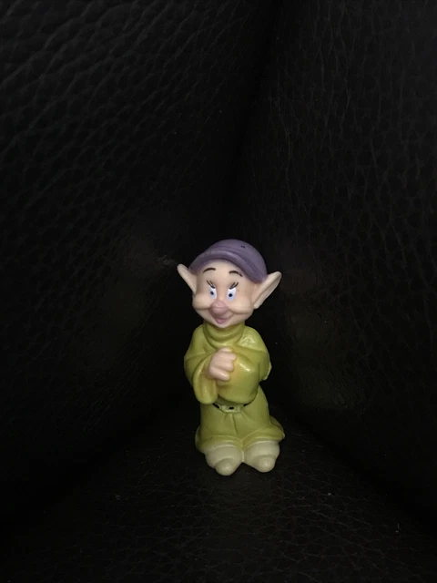 DISNEY DOPEY SNOW WHITE & SEVEN DWARFS Toy Figures Cake Topper £3.00 ...