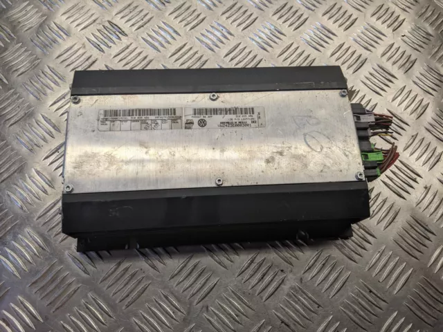 B574 Volkswagen Alimentazione Amplificatore Suono Sistema 3C0035456