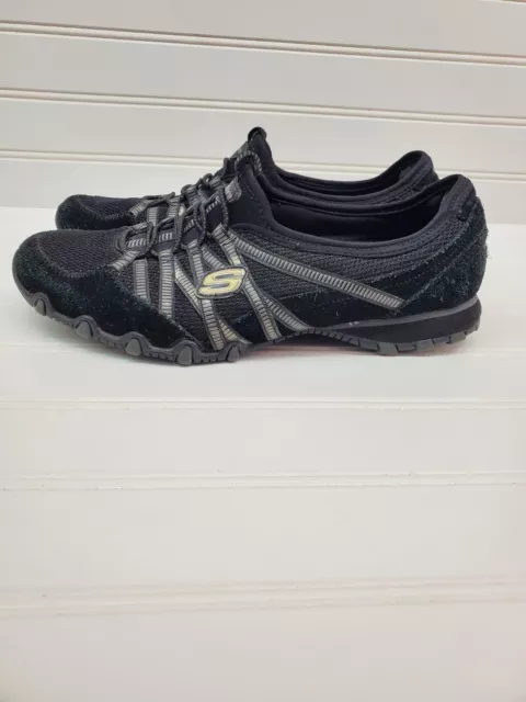 SKECHERS HOT TICKET Biker Slip On Athletic Shoe Womens Size 7.5