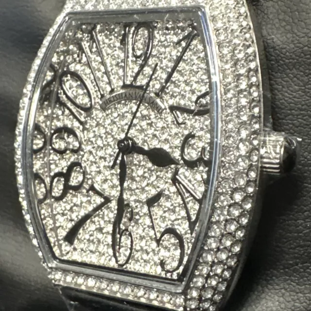 Christian Van Sant Women's Elegant - White - Quartz Watch Christian Van Sant Women's Elegant - White - Quartz Watch