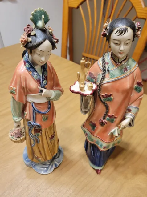 2 Chinese Wucai Porcelain Pottery Ceramic Ladies Women Flower Figurine Statues