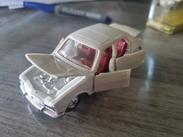 Norev Peugeot 504 Blanche Miniature Neuve Boite D'origine 160 Plastigam