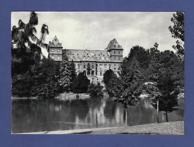 Cartolina Torino il Castello del Valentino e fiume Po viaggiata 1962