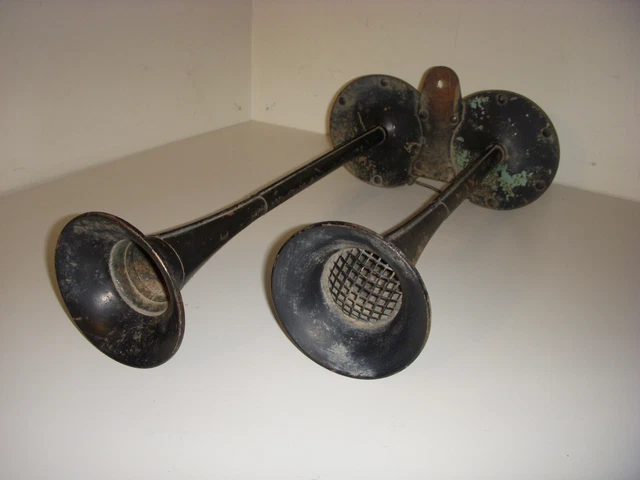 Vintage Antique BLACK Dual Air Horns Military Truck Car Train Boat