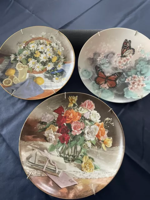 Beautiful Collector's pieces of Bradex Fine China 8.5" Plates