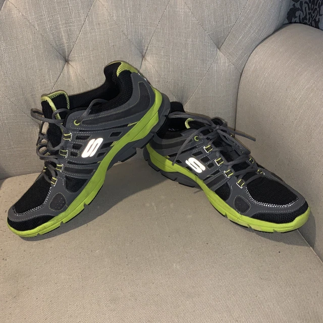 Skechers tone sales ups mens