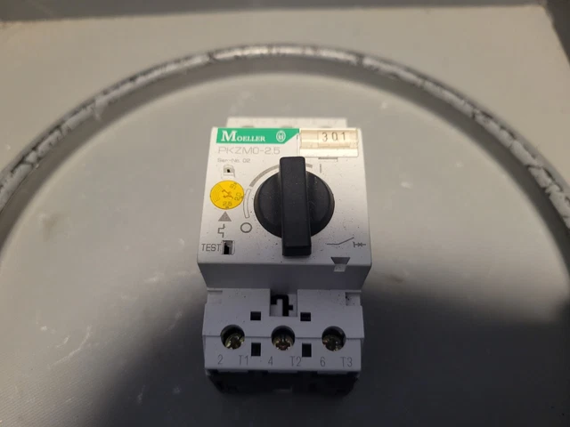 Moeller Motor Starter, 230V, 1A, 50/60Hz, PKZM0-2,5, NHI-E-10-PKZ0