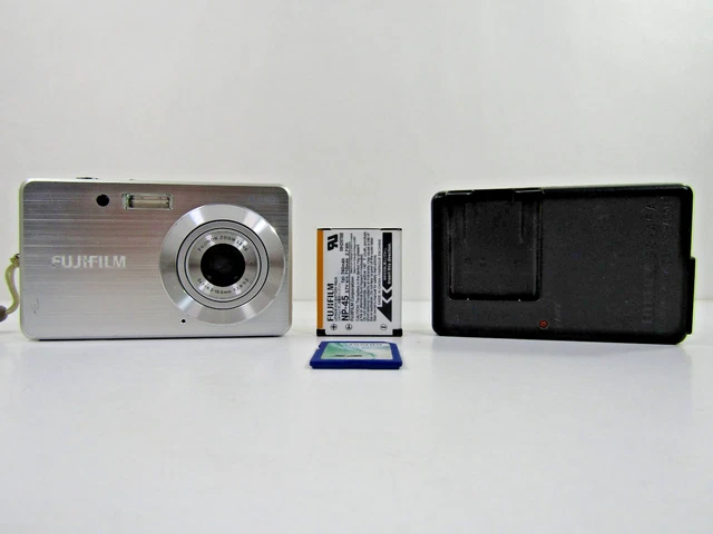 FUJIFILM Finepix J10 シルバー 新品バッテリー付 Amazon | FUJIFILM デジタルカメラ FinePix (ファインピックス