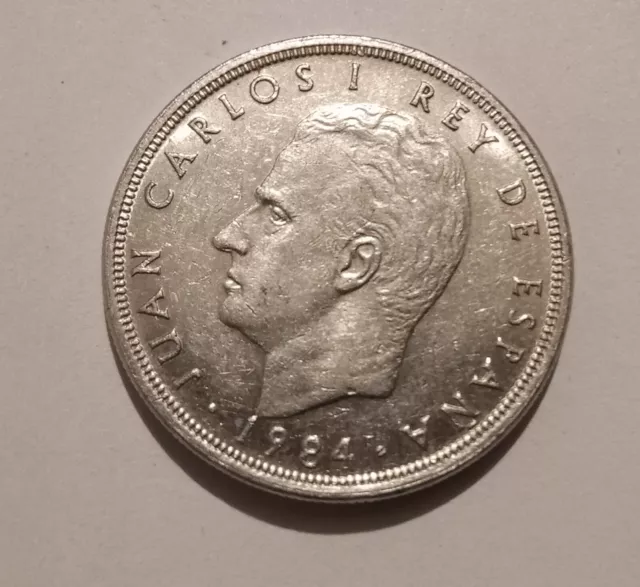 Spain. 5 pesetas coin 1984. Very nice condition. Circulated