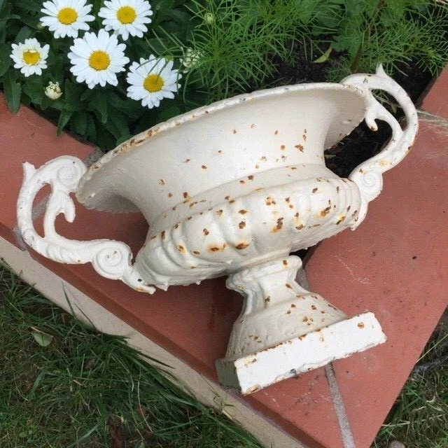 Salvaged SHABBY RUSTY French Cast Iron URN PLANTER JARDINIERE Home/Garden Chic