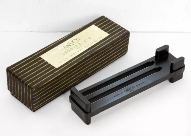 Plantilla de carga vintage ENVIADO para tanque de desarrollo de placas Enviado. Fotografía de cuarto oscuro
