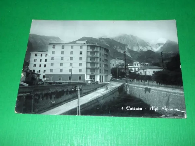 Cartolina Carrara - Scorcio panoramico e Alpi Apuane 1955