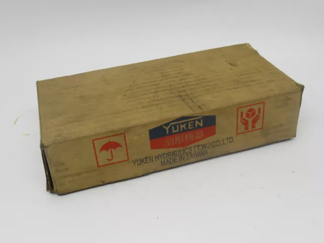 Yuken DSG-01-3C2-A120-50905 Directional Control Valve 120VAC 60Hz NEW
