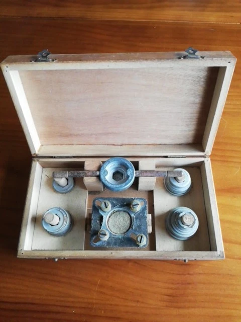 Godet Huilier En Bois Pour Horloger - Ancien / Vintage - Pour Réparation De Montres - Occasion