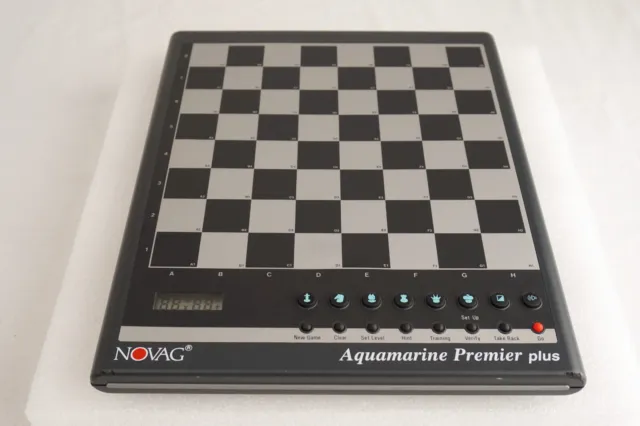 Novag Aquamarine Premier Plus Model 38704 Chess Board Game Computer - Read