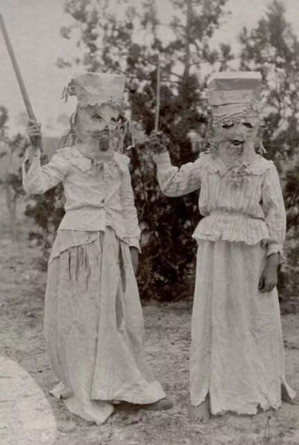 Antique Halloween Creepy Twins Photo 1393b Oddleys Strange & Bizarre