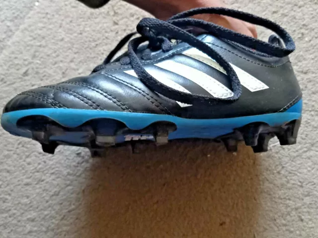 Adidas borchie deals