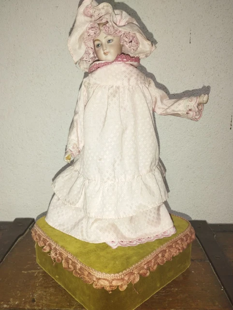 Poupée Automate Musicale Ancienne – Tête Biscuit Simon & Halbig – C.1900