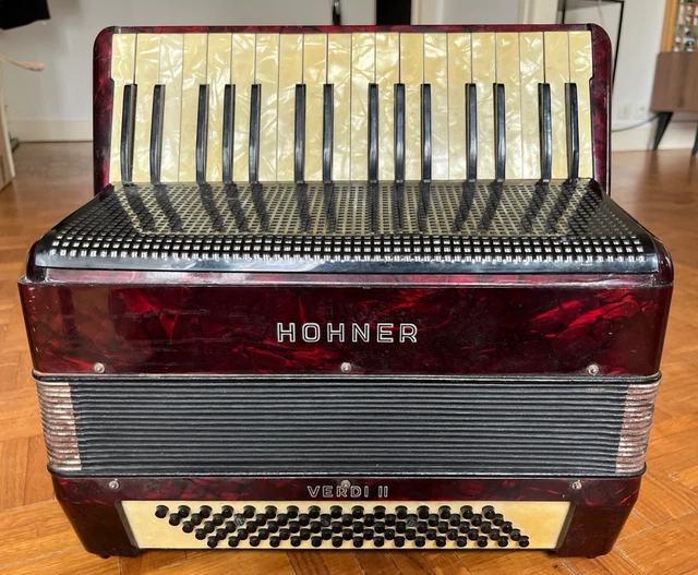 ancien-vintage-accord-on-akkordeon-piano-accordion-allemand-honner