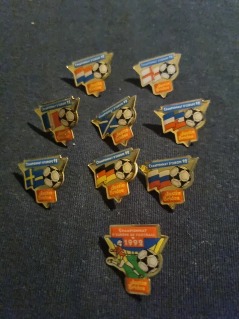 PIN'S COCA-COLA EURO 96 mascotte Goaliath. EUR 7,00 - FR