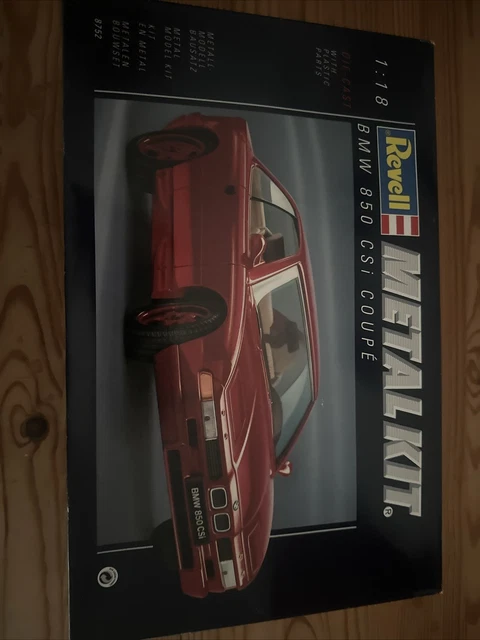 Maquette Revell 1/24 – BMW 850i Burgundy, Modèle 8629, Occasion